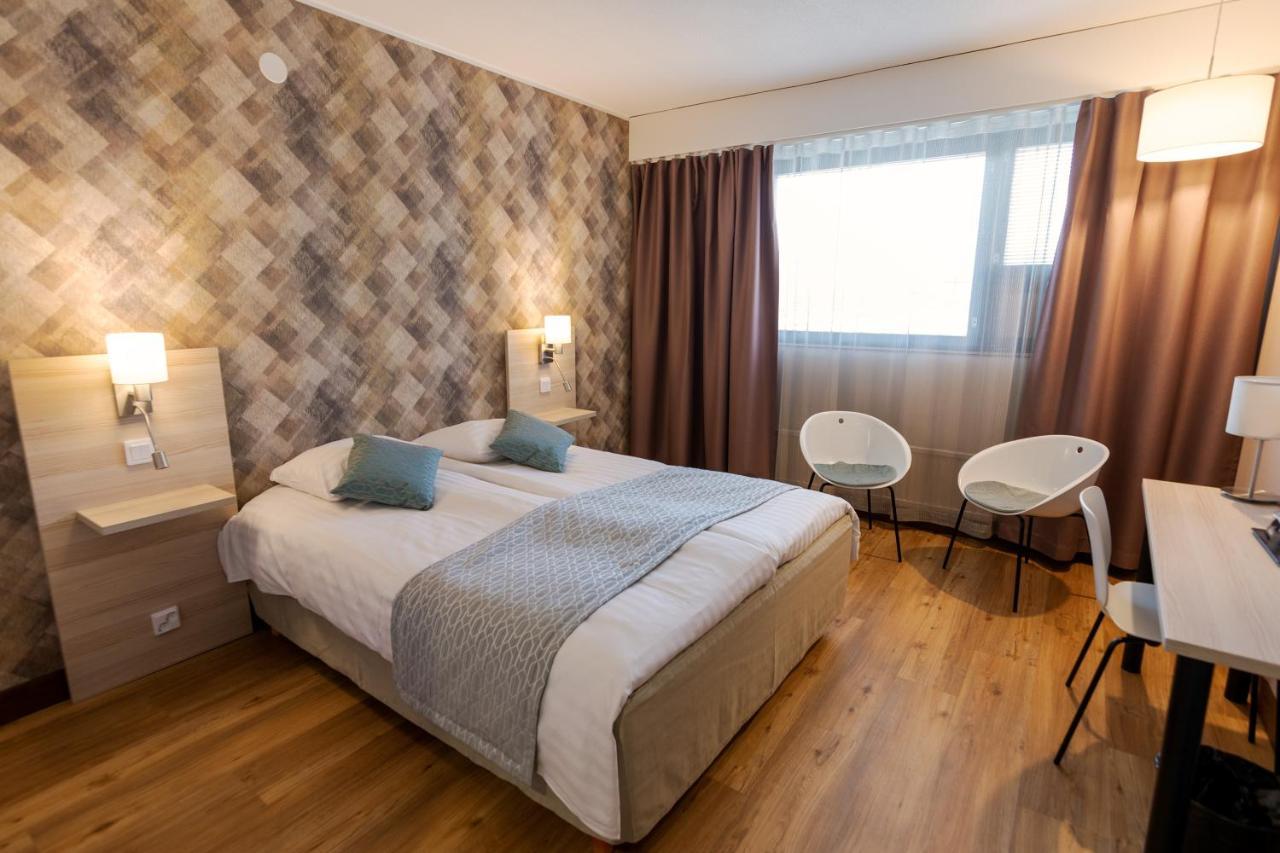 Hotel Kivitasku Каарина Екстериор снимка